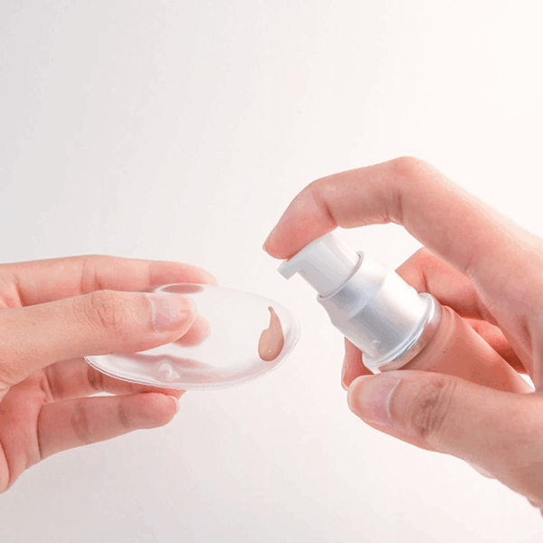 Flawless Finish Silicone Makeup Sponge - Effortless Application, No Waste! - Image 2