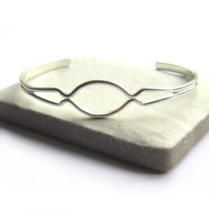 Elegant Hope Silver Bangle - Perfect Gift for Every Occasion!