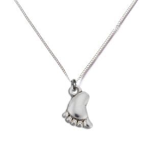 Adorable Baby Foot Silver Necklace - Perfect Gift for New Moms & Loved Ones!
