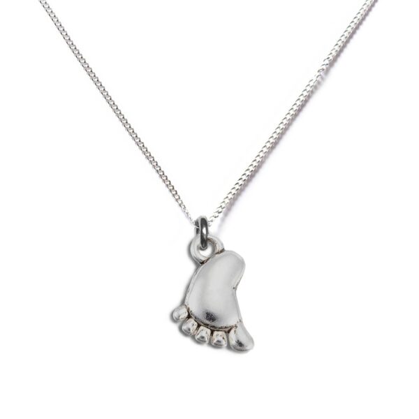 Adorable Baby Foot Silver Necklace - Perfect Gift for New Moms & Loved Ones!