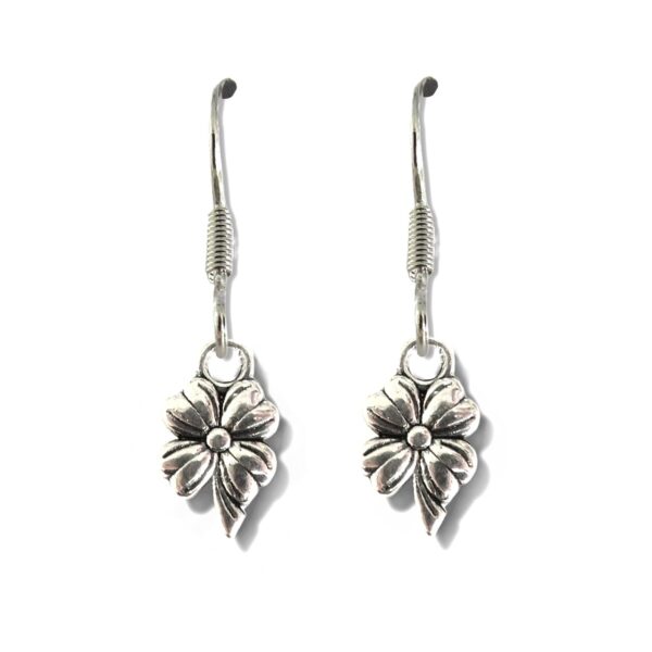 Charming Silver Flower Drop Earrings - Perfect Gift for Her!