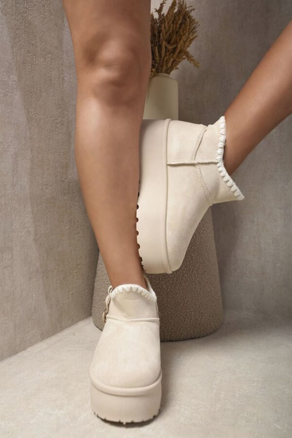 Debra Cozy Fur-lined Platform Ankle Boots - Chic Warmth for Cold Days! - Image 7