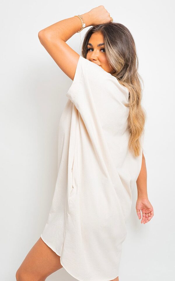 Esme Short Sleeve Pocket Top: Effortless Style Meets Practical Convenience! - Image 2