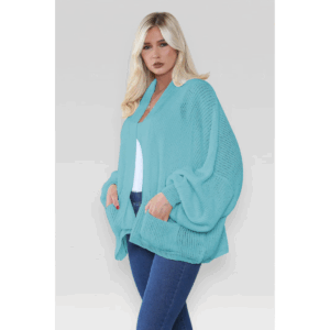 Chic Oversized Cropped Knitted Cardigan with Trendy Balloon Pockets