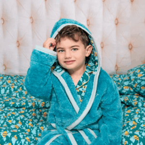Busy Bees Boys Cozy Sherpa Fleece Dressing Gown - Perfect for Bedtime Cuddles!